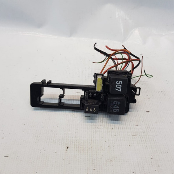 Relé  Caixa Fusível Volkswagen Passat Cc 2010 2012   Lm490