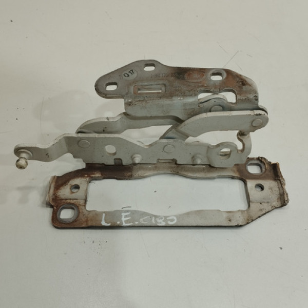 Dobradica Braco Capo Esquerdo C180 2012 2013 2014 Pq772