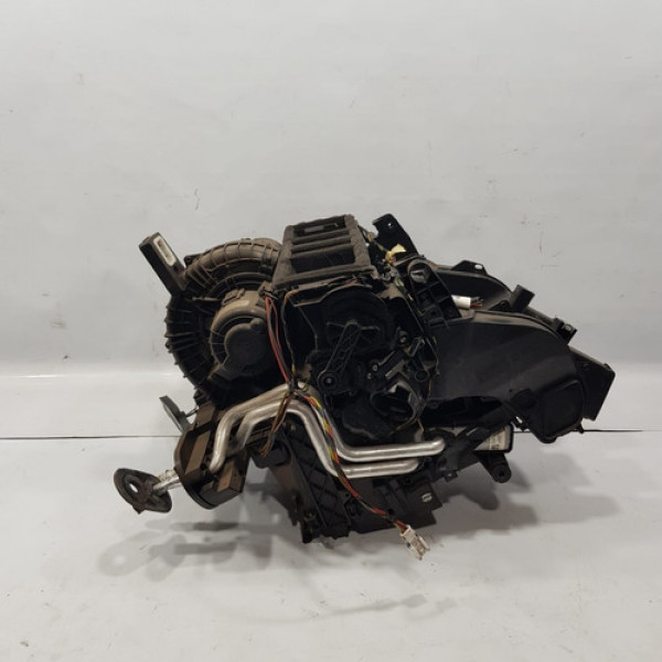 Caixa De Ventilação Citroen C5 2.0 2010 A 2012  Jk438