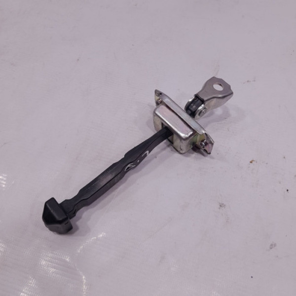 Limitador Porta Dianteira Dire Nissan Kicks 2017 A 2022 Pq97