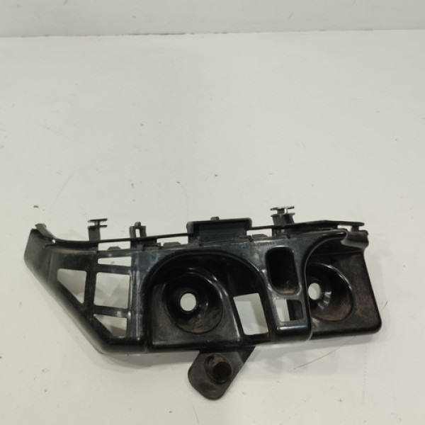 Guia Parachoque Traseiro Esquerdo Gla200 2016 17 18 19 I924