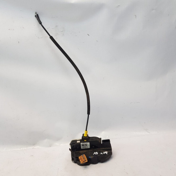 Fechadura Porta Traseira Esquerda Tracker 2014 A 2016 Ab204