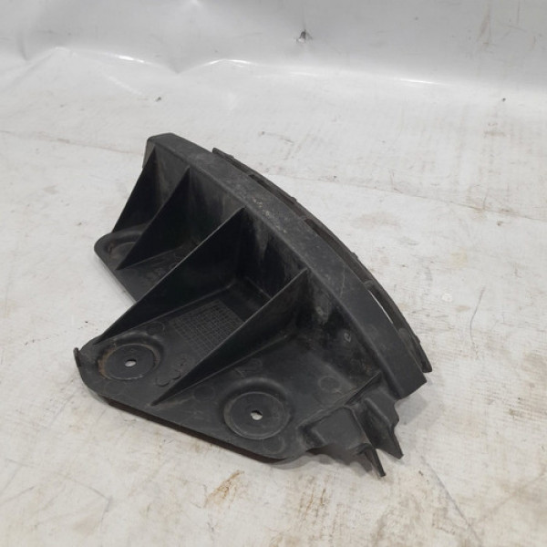 Guia Parachoque Traseiro Esquerdo Audi A3 2006  I178