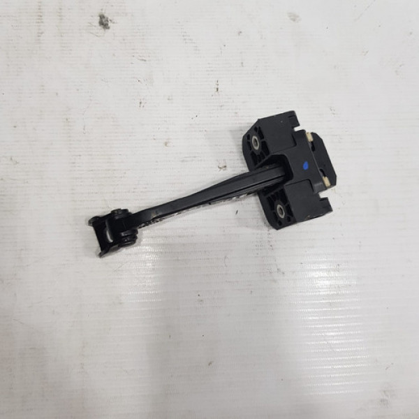 Limitador Porta Dianteira Direita Bmw 120i 2016 Pq87