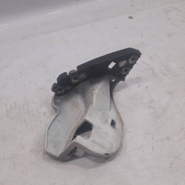 Suporte Parachoque Dianteiro Esquerdo Evoque 2012 A 15 I697