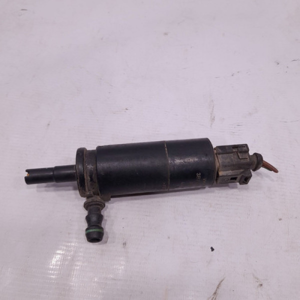 Esguicho Lavador Farol A3 A4 A5 Vw Jetta 2009 A 2012 Vw82