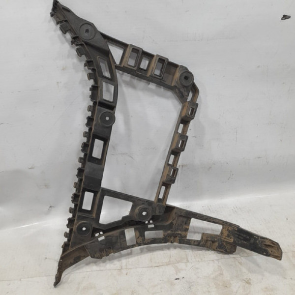 Suporte Do Parachoque Traseiro Direito Jetta 2014  I274