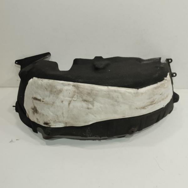 Protetor Parabarro Traseiro Direito Gla200 2016 2019 Ef580