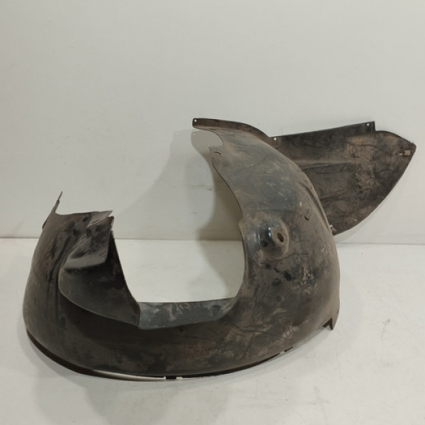 Protetor Parabarro Dianteiro Direito Voyage 2012 2013 Ef384