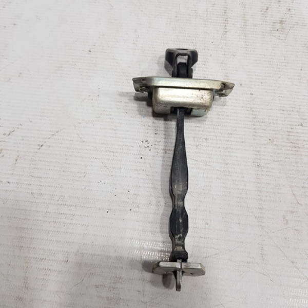 Limitador Porta Traseira Direita Sentra 2014 A 2017 Pq183