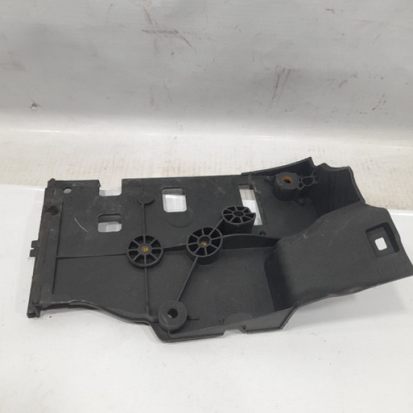 Suporte Da Caixa De Bateria L.e Discovery 4 2010  Qr251