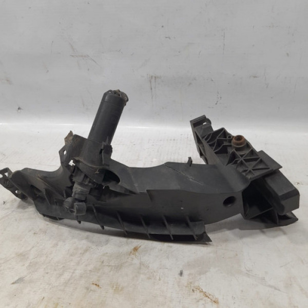 Guia Do Farol Com Esguicho Esquerdo Audi A5 2012 Avaria I172