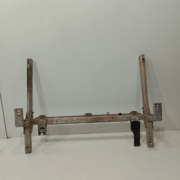 Travessa Inferior Radiador Gla200 1.6 2013 2014 2015 Mn530