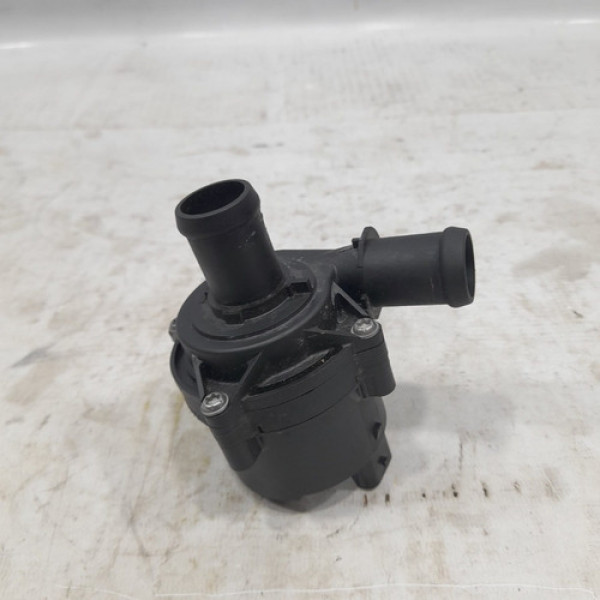 Bomba De Água Elétrica Passat 2015  U21