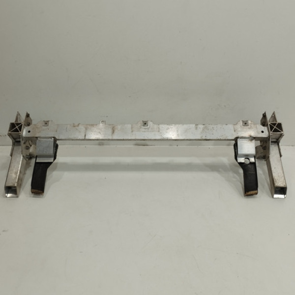 Travessa Inferior Radiador Gla200 2016 2019 Mn551