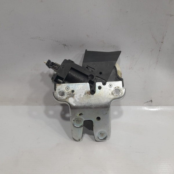 Fechadura Da Tampa Traseira Passat 2011 A 2015  Ab755