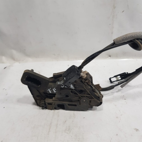 Fechadura Da Porta Traseira Esquerda Jetta 2012  Ab935