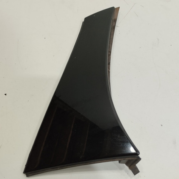 Acabamento Tampa Traseira Direita Gla200 2016 2019 Bc1198