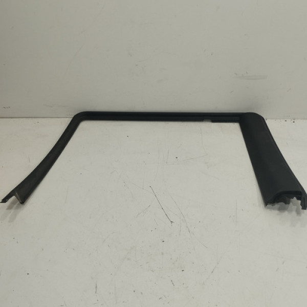 Guarnição Traseira Direita Discovery 4 2009 2013 Bc1083