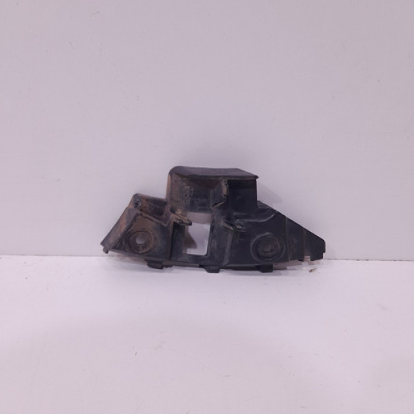 Guia Parachoque Dianteiro Direito  Jetta 2011 2015 I829