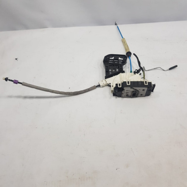 Fechadura Traseira Esquerda Mercedes A200 2013 A 2015  C366