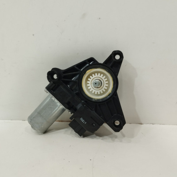 Motor Vidro Traseiro Esquerdo Gla200 2013 2014 2015 C592