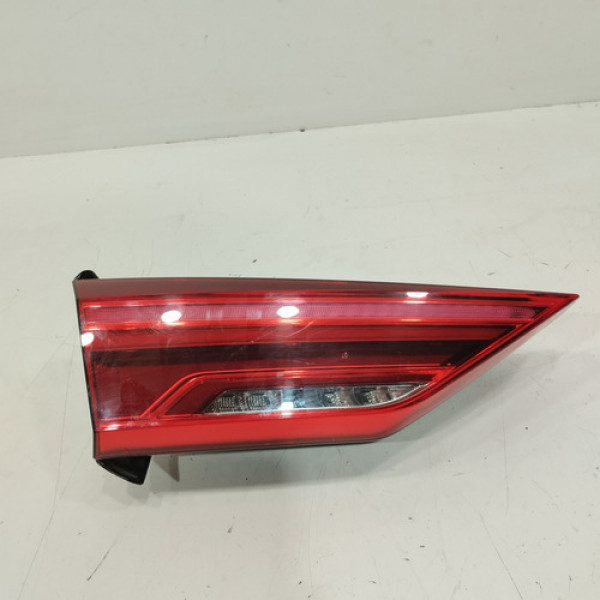 Lanterna Tampa Esquerda Audi Q3 2021 2022 2023 Fg636