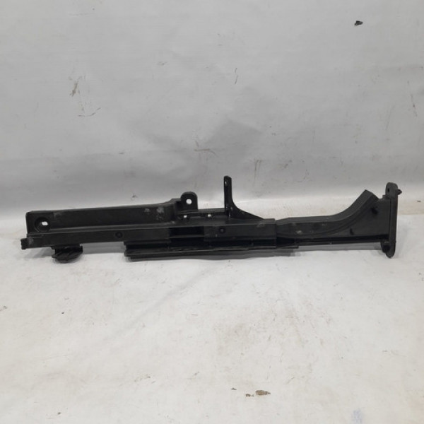 Acabamento Do Porta Malas Lado Esquerdo Volvo V60 2014  N330