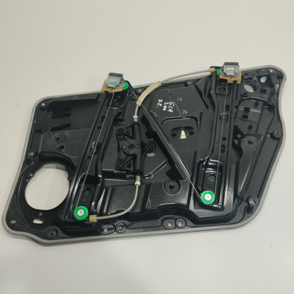 Máquina Vidro Dianteiro Esquerdo Gla200 2014 2018 C575