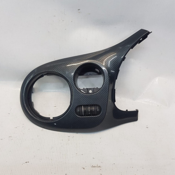 Moldura Difusor L.e Volkswagen Fusca Tsi 2012 Uv193