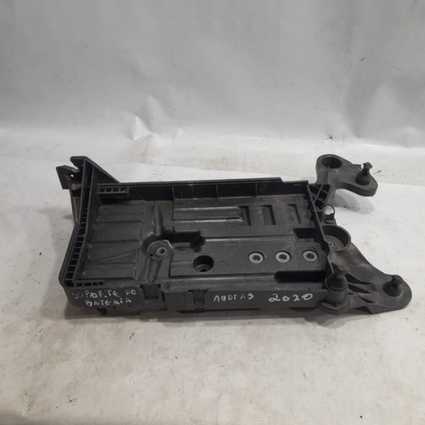 Suporte De Bateria Audi A3 2020    Qr15