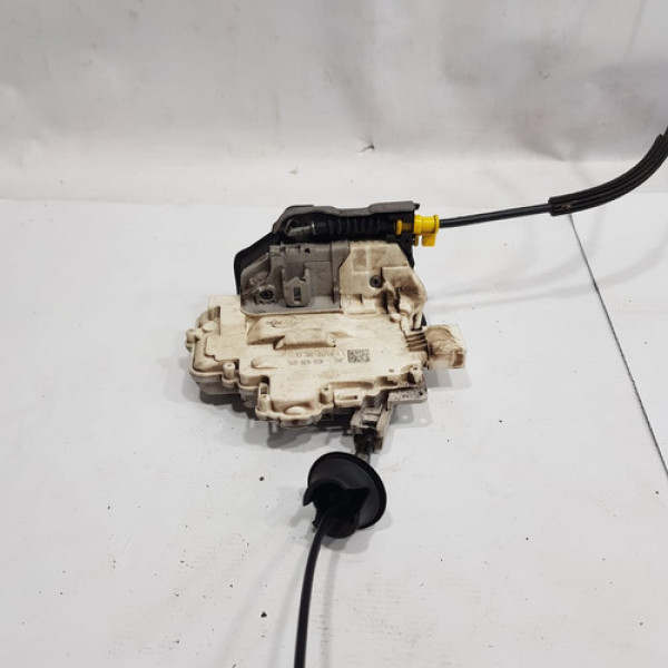 Fechadura Elétrica Porta Traseira Esquerda Q3 12 A 15 Ab1119