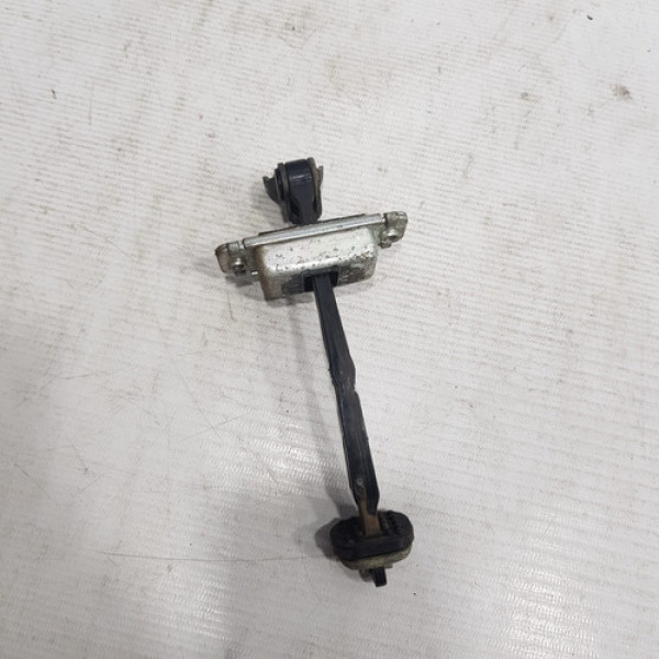 Limitador Da Porta Traseira Esquerda Captiva 2010   Pq216