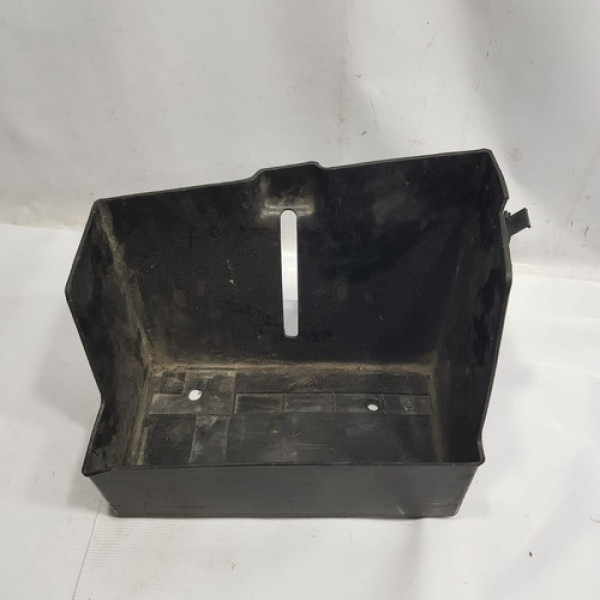 Suporte Da Caixa De Bateria Triton L200 2010  Qr238
