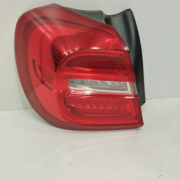 Lanterna Led  Esquerda Mercedes Gla200 2013 2014 2015 Fg656