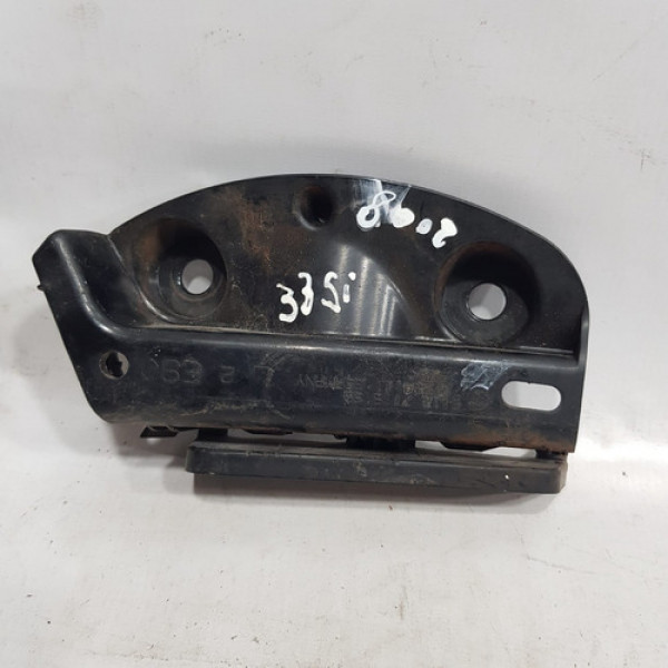 Guia Parachoque Dianteiro Esquerdo Bmw 335i 2006 A 08  I200