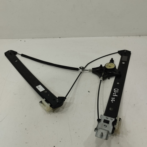 Máquina Vidro Dianteiro Esquerdo Audi Q3 2021 2023 C533