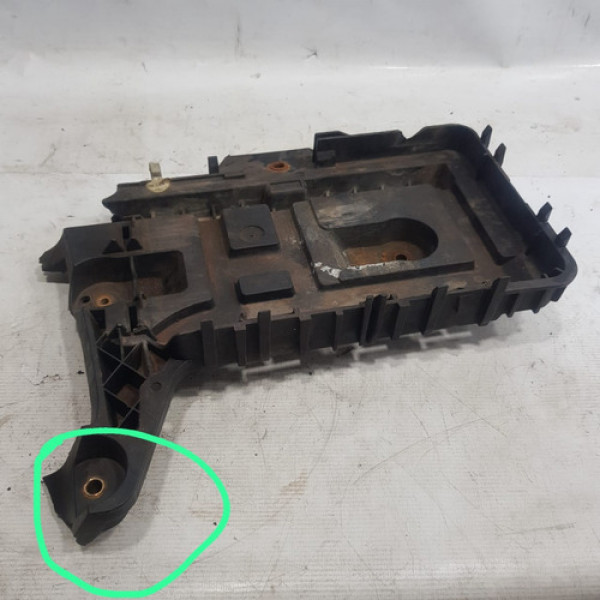 Suporte Da Caixa De Bateria Jetta Tsi 2.0 2012  Avaria Qr376