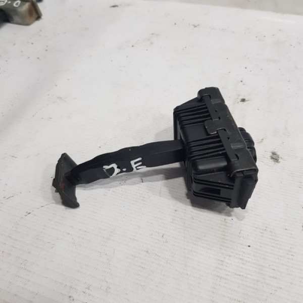 Limitador Porta Dianteira Esquerda Bmw 335i 2008  Pq148