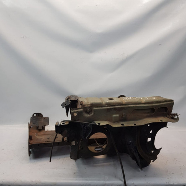 Longarina Caixa Roda Direita Megane 07 08 09 10 12 Mn224