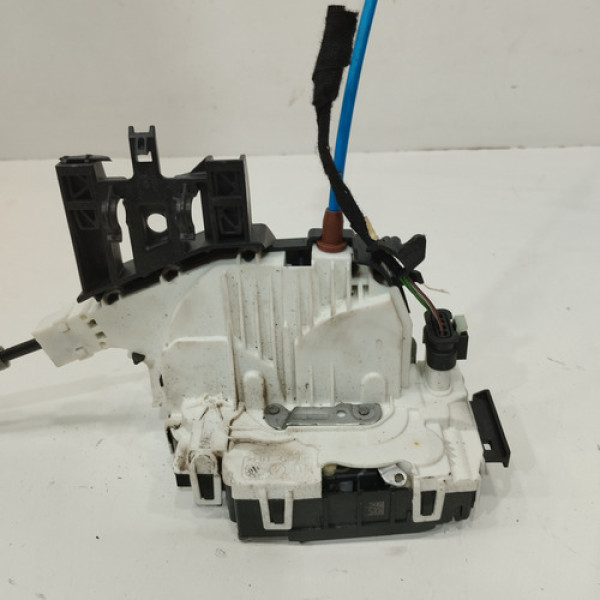 Fechadura Dianteira Esquerda Mercedes Gla200 15 2018 Ab1736