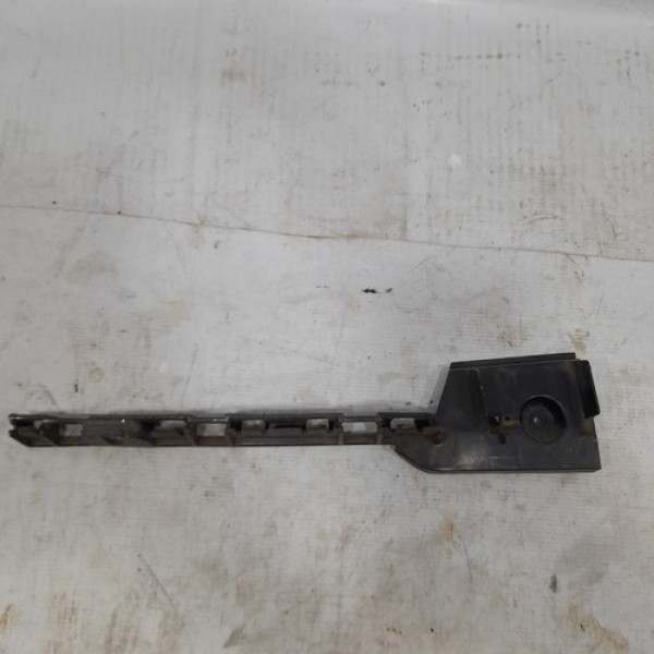 Suporte Do Parachoque Dianteiro Esquerdo Bmw 118i 2009  I203