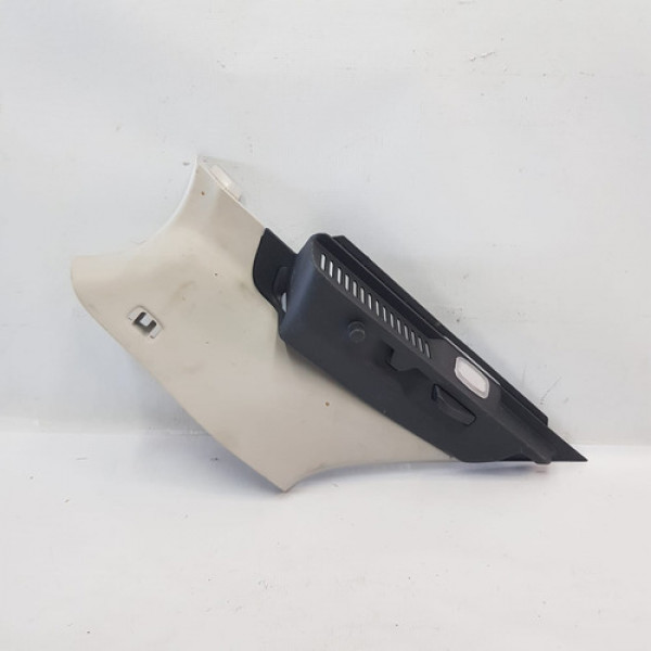 Acabamento Do Porta Malas L.e Gla 200 1.6 2016/2019  Bc416