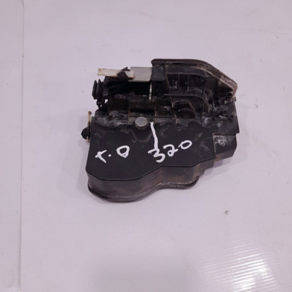 Fechadura Traseira Direita Bmw 320i 2012 A 15 Ab1083