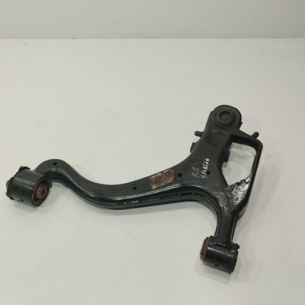 Bandeja R.r Sport 3.0 Dianteira Esquerda 2008 A 2012 St135