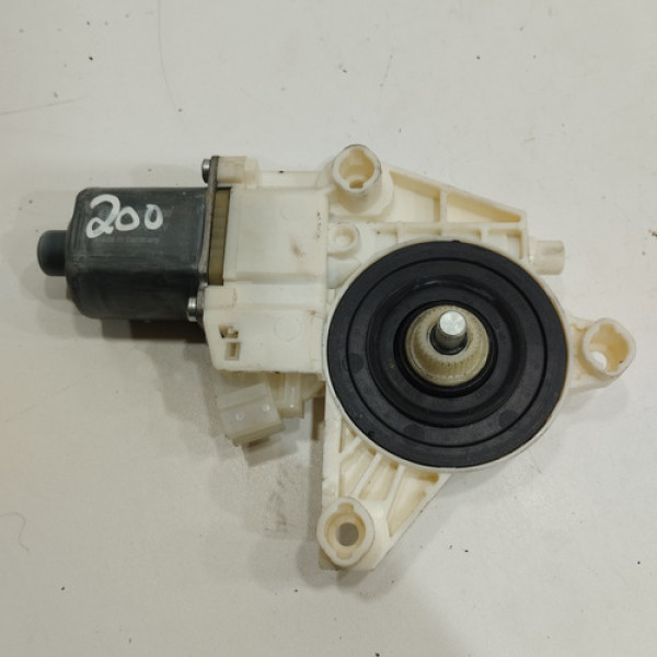 Motor Vidro Elétrico Dianteiro Esquerdo Gla200 2016 19 C620