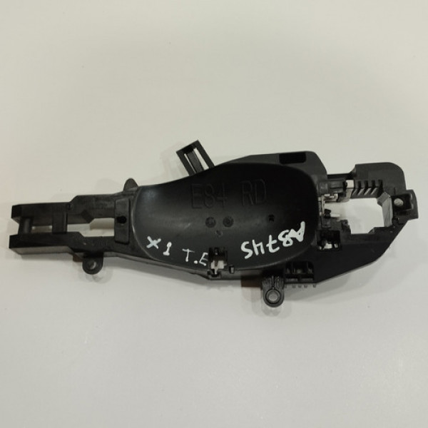 Suporte Maçaneta Traseira Esquerda Bmw X1 2008 2012 Ab745
