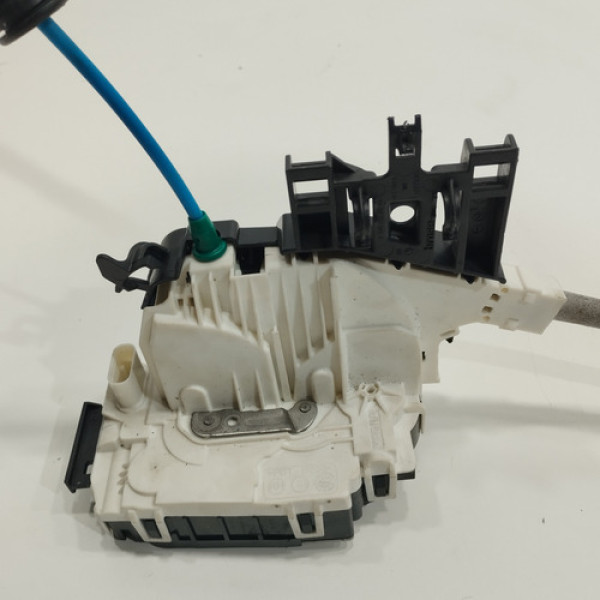 Fechadura Porta Traseira Direita Gla200 2015 2018 Ab1719
