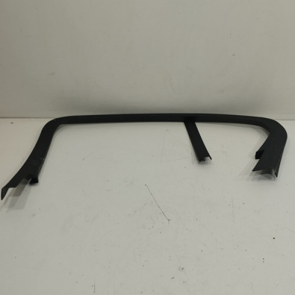 Guarnição Traseira Direita Bmw 320i 2019 2022 Bc962