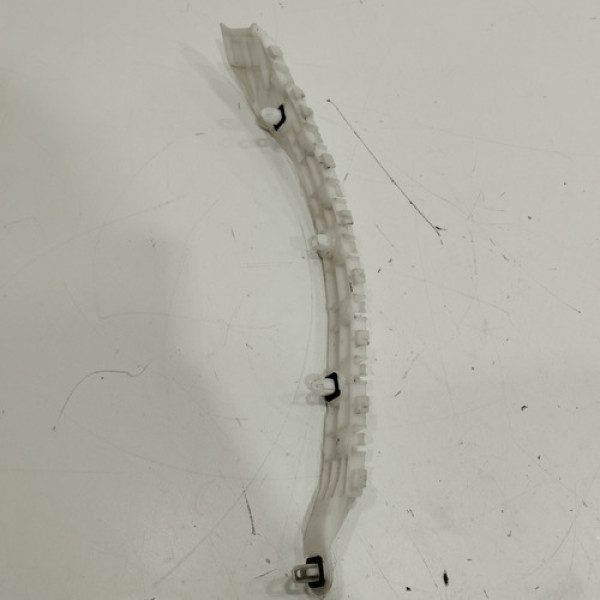 Guia Parachoque Traseiro Esquerdo Eclipse Cross 2021 23 I865